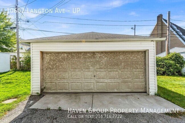 Building Photo - 10602 Langton Ave