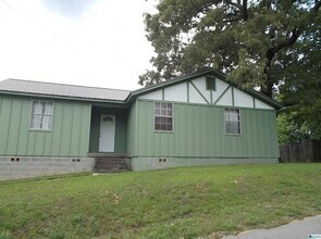 Building Photo - 4718 Century St