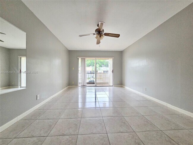 Building Photo - 4159 NW 90th Ave