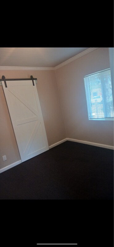 Building Photo - 3085 Roosevelt St