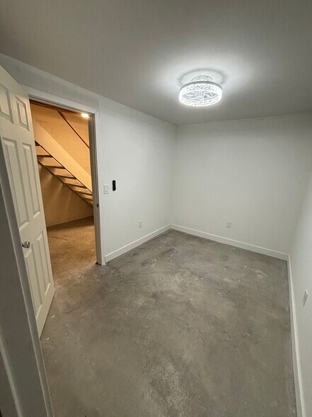 Building Photo - 820 Jackson Ln