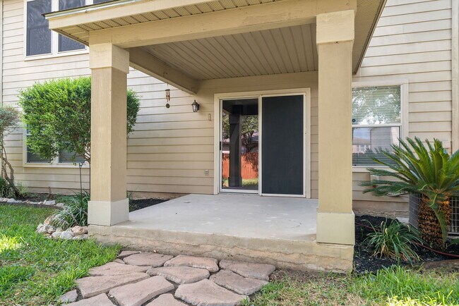 Building Photo - Spacious 4-Bed Home with Fenced Yard and Garage in Cibolo – 2,568 Sq Ft of Comfort