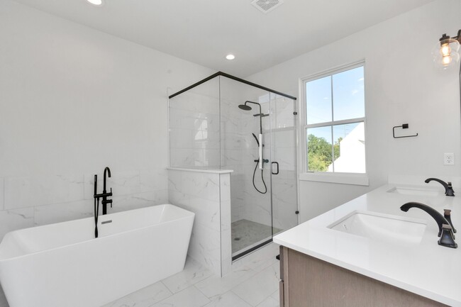 Building Photo - 5418 Wheatley St