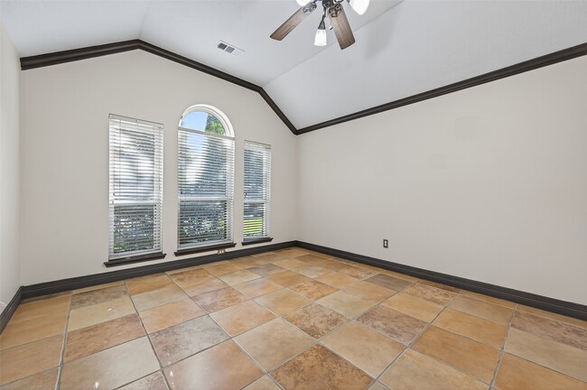 Building Photo - 23410 Stratsborough Dr