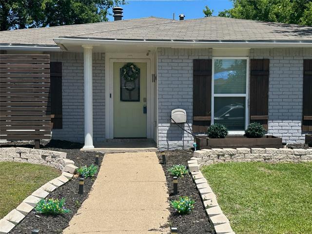 Building Photo - 3005 Weather Vane Ln