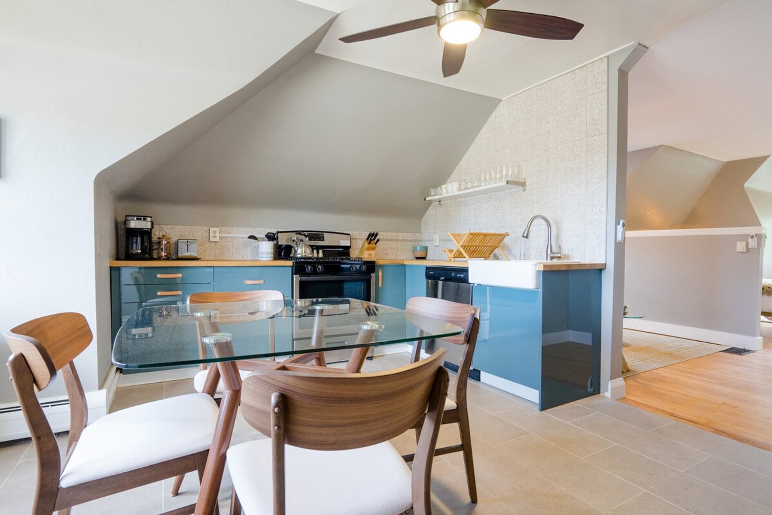 Building Photo - 1660 N Gaylord St