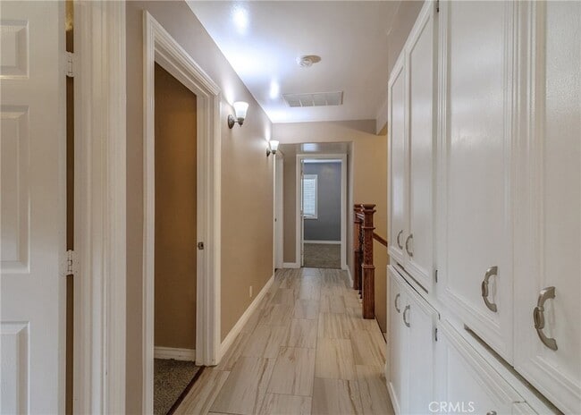 Building Photo - 1208 N Earl Cir