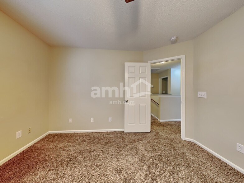 Building Photo - 5154 Torrey Ln