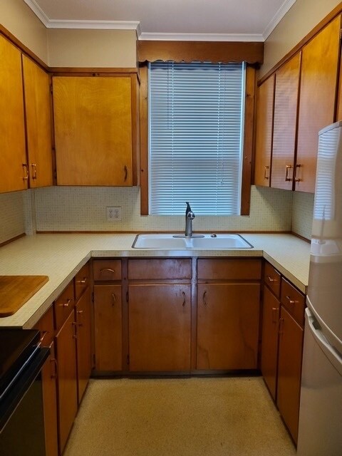 Building Photo - 32 Loomis St