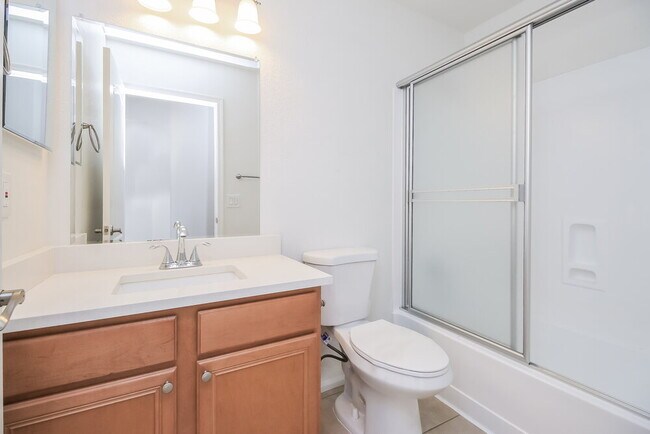 Building Photo - 3986 E Simpson Rd