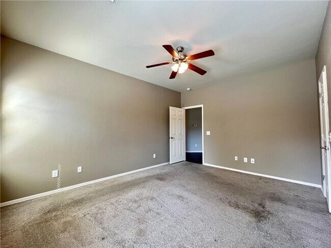 Building Photo - Nice Home in South East Fayetteville