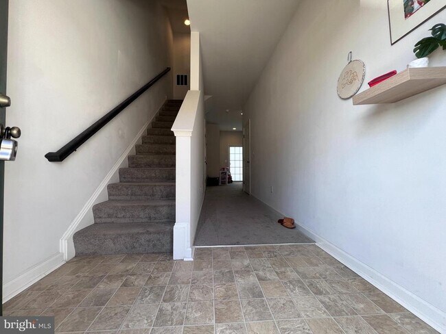 Building Photo - 316 Starry Way Dr