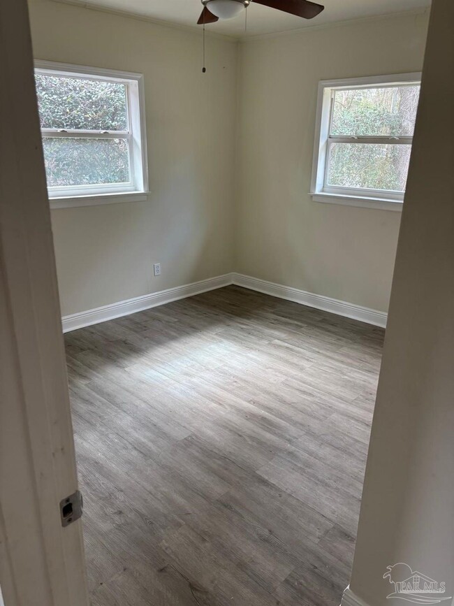 Building Photo - 8630 Sonnyboy Ln