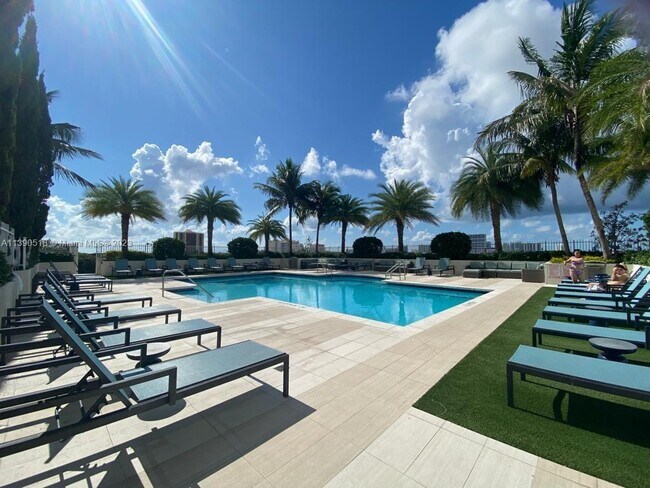 Building Photo - 3000 Coral Way