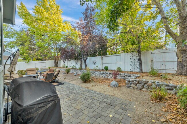 Building Photo - 4731 Ellicott Wy