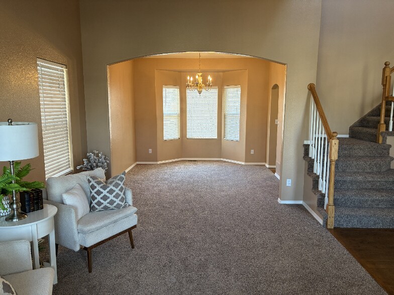 Building Photo - 1628 Lily Lake Dr