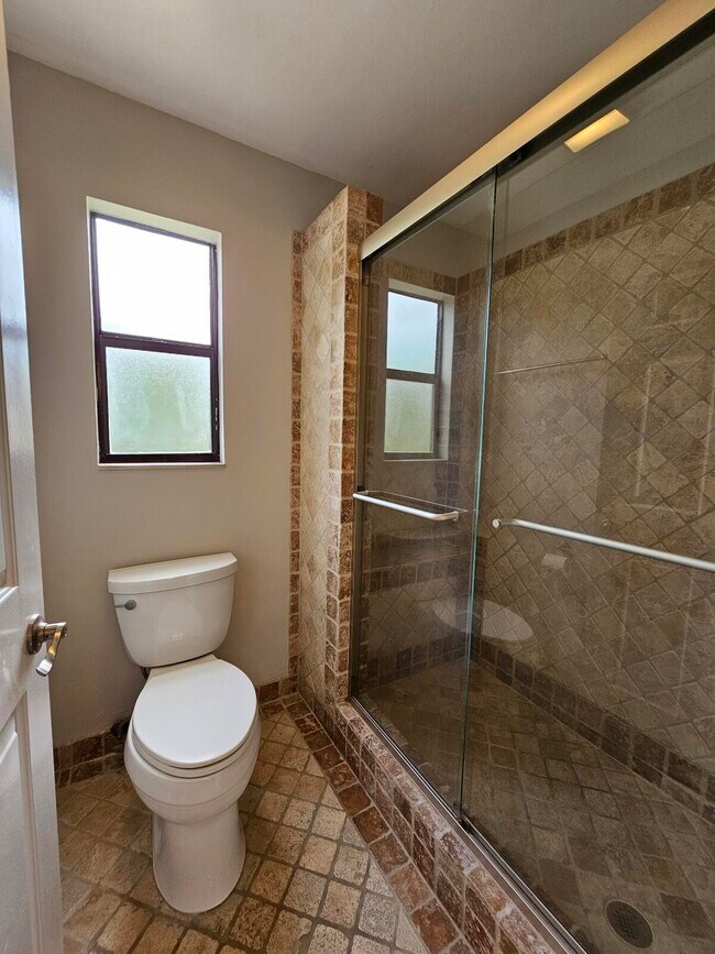 Building Photo - 3375 Jaywood Terrace
