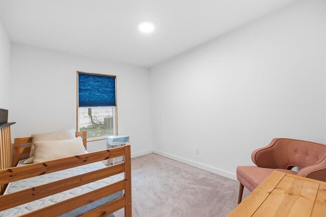 Building Photo - 2903 Pecan Cir