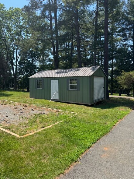 Building Photo - 6718 Chestnut Oak Ln