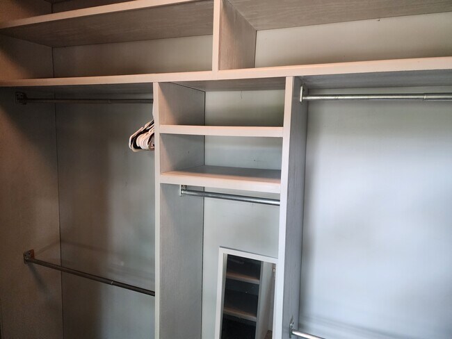 Main bedroom walk-in closet - 328 4th St