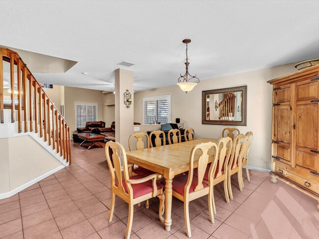 Building Photo - 1449 Banyan Cir