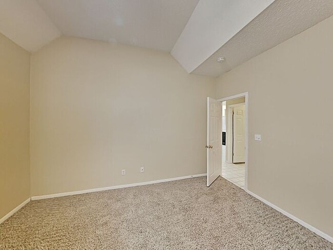 Building Photo - *No Application Fee*