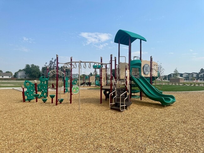 Building Photo - 3957 Pinnacles Ct