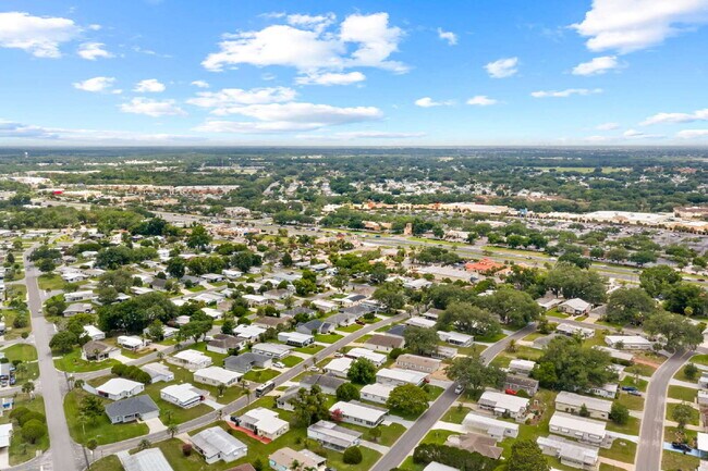 Building Photo - Affordable 2BR/1BA in Orange Blossom section of The Villages