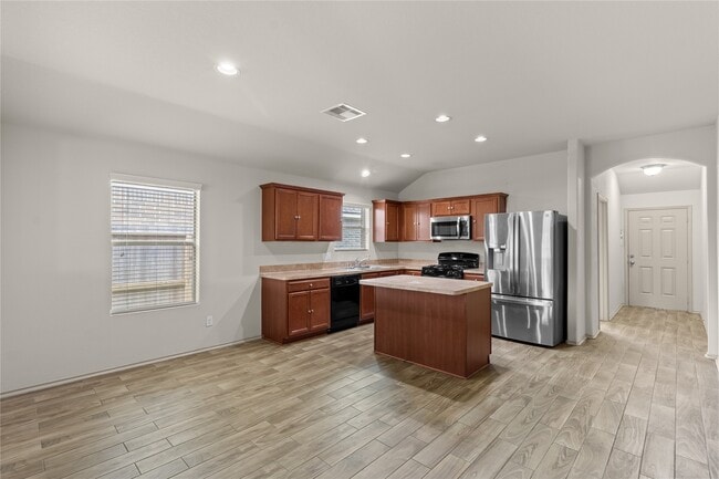 Building Photo - 2518 Montana Blue Dr