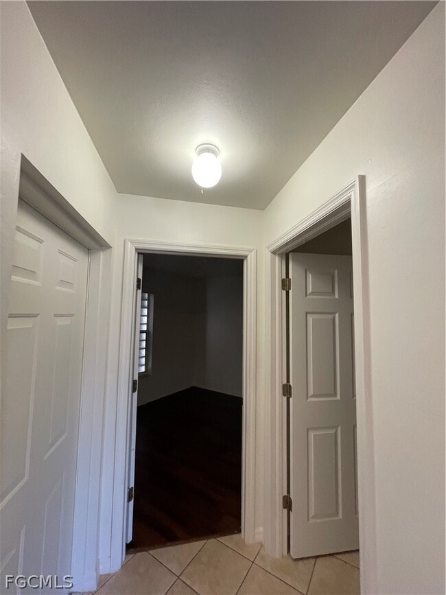 Building Photo - 1428 SW 29th St