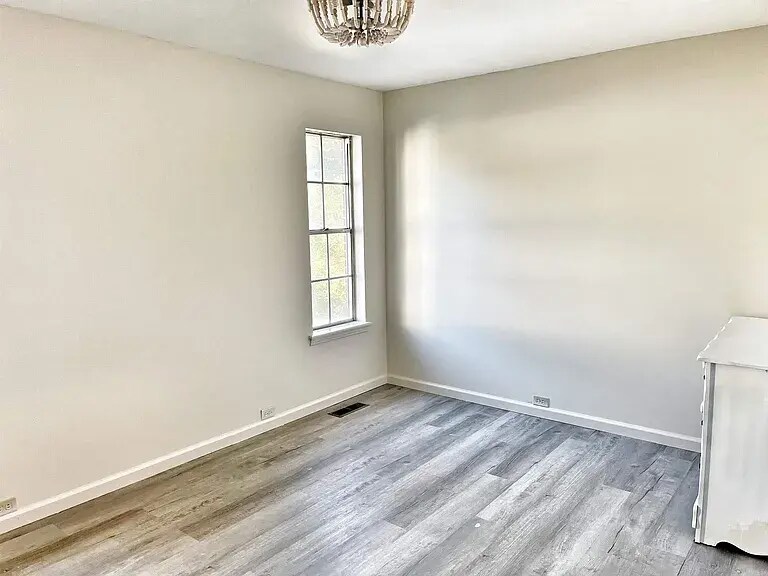 Building Photo - 4108 Royal Oak Dr