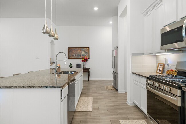 Building Photo - 11107 Willamer St