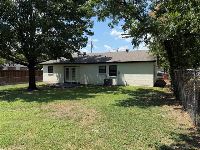 Building Photo - 14108 Spring Oak Dr
