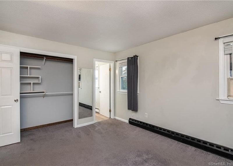 Building Photo - 7 Black Birch Rd