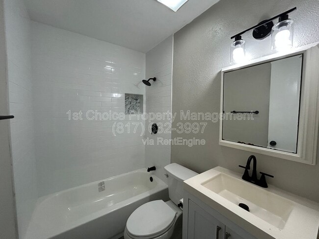 Building Photo - 5929 Gayle Dr