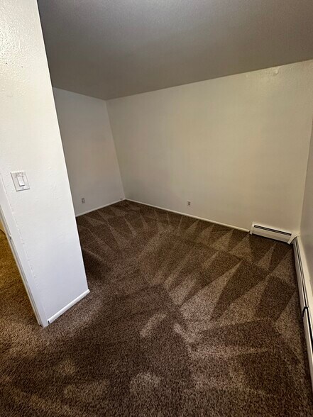 Building Photo - 4104 San Roberto Ave