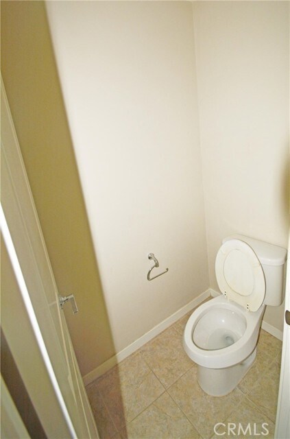 Building Photo - 17 Jenkins Dr