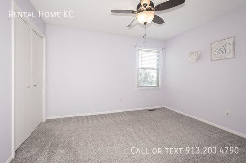 Building Photo - 15730 W Locust St