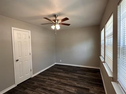 Building Photo - 560 Loraine Cir