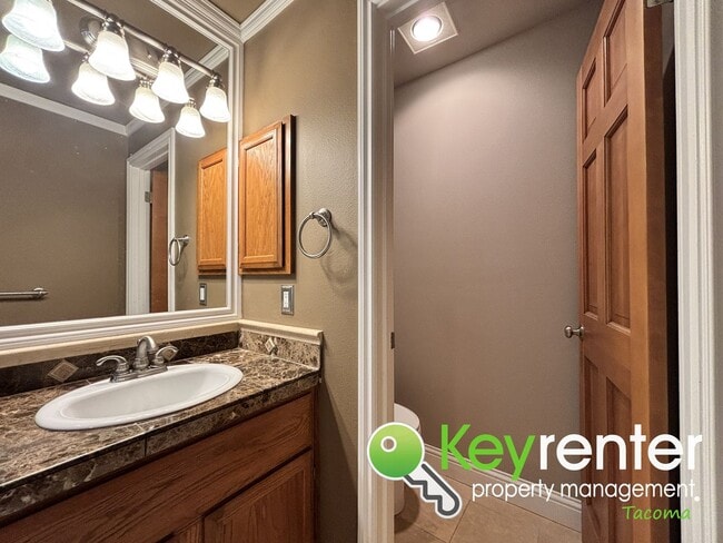 Building Photo - Spacious 5-Bedroom Home in Secluded Cul-De...