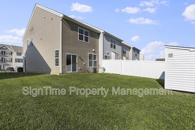 Building Photo - 18234 Hurricane Ct