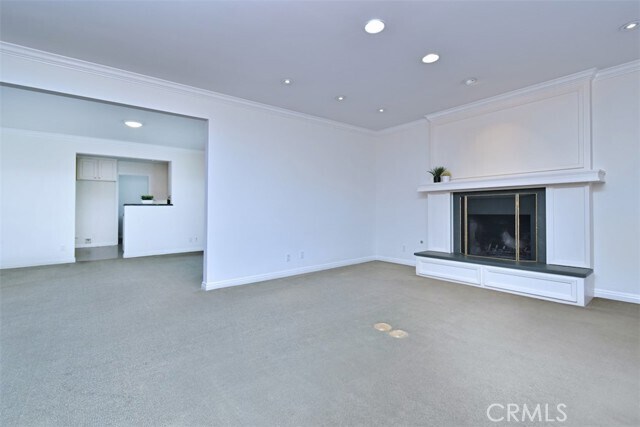 Building Photo - 15344 Greenleaf St