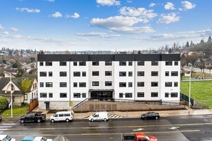 Building Photo - The Heron