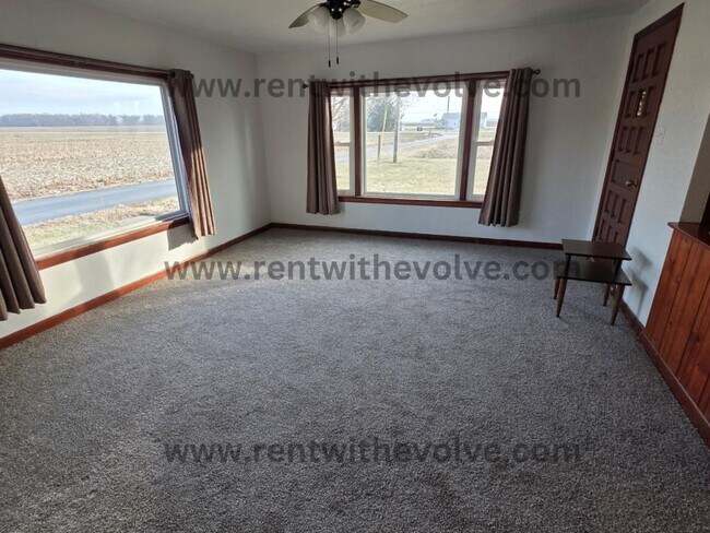 Building Photo - 1854 IN-28