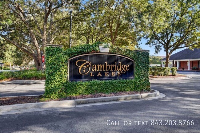 Building Photo - 1589 Cambridge Lakes Dr