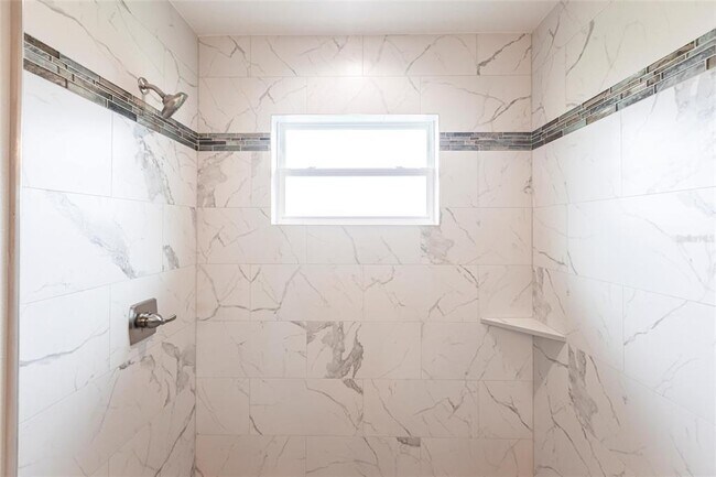 Building Photo - 2730 Parasol Ln