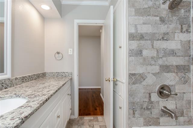 Building Photo - 6508 St Moritz Ave