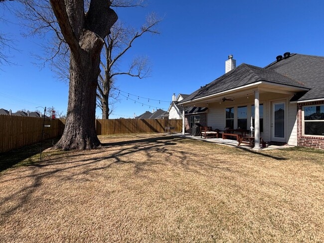 Building Photo - 224 Cullom Dr