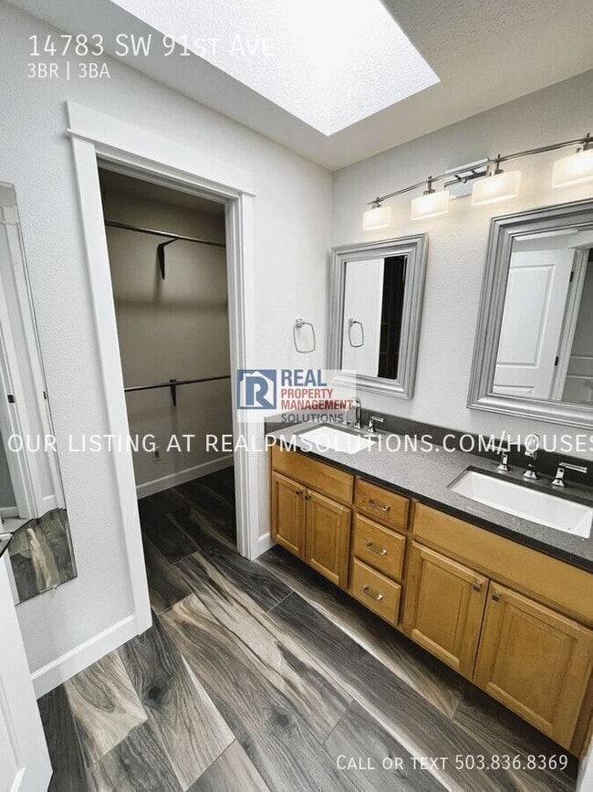 Building Photo - 14783 SW 91st Ave