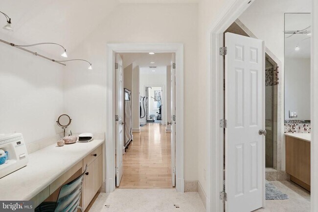 Building Photo - 8537 Rapley Preserve Cir